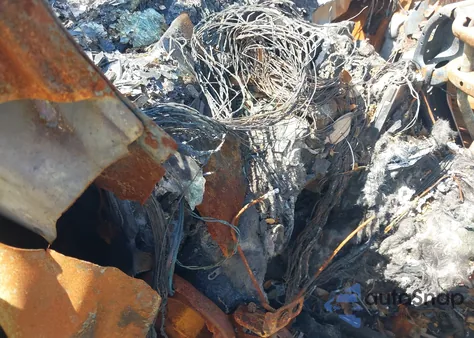 2019 GMC Yukon Xl Denali из США, поврежденный, VIN 1GKS2HKJ4KR402369